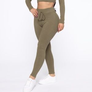 NWT FashionNova Wanderlust Leggings - Olive